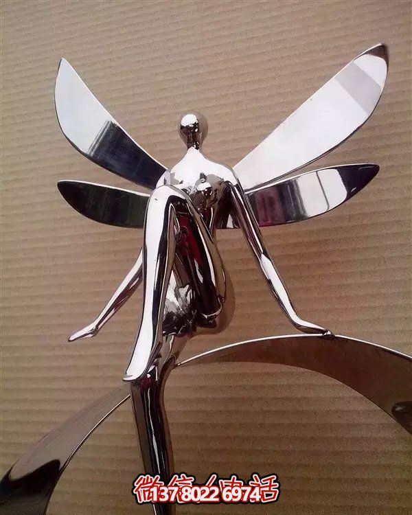 不銹鋼天使抽象雕塑，點亮校園景觀